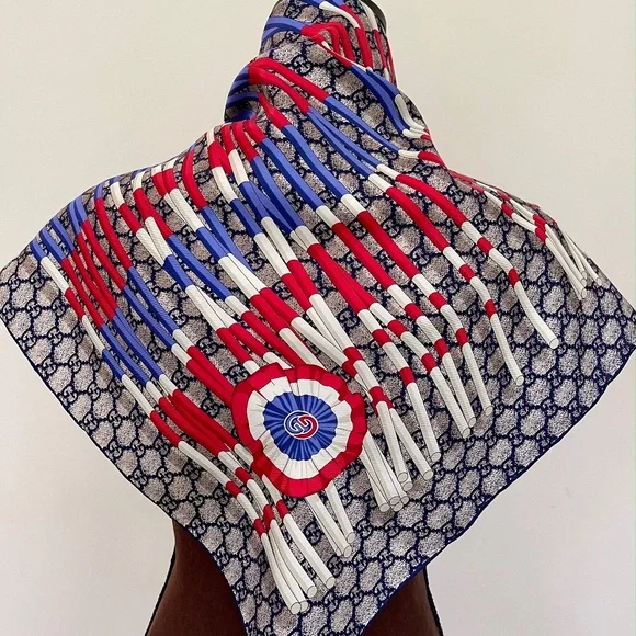 Gucci Scarf Logo GG Print Club WEB Blue Silk Wrap with Gucci Gift Box